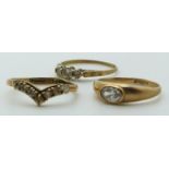 Three 9ct gold rings, 3.8g, size K