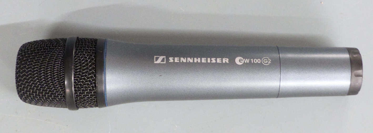 Sennheiser EW 100 G2 microphone with True Diversity Receiver EW 100 GZ and cables, in metal hard - Image 3 of 3