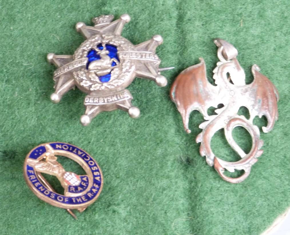 A collection of military buttons, sweetheart brooches and enamel and metal lapel badges including - Image 2 of 4