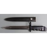 British No7 pattern knife bayonet with swivel pommel, 20cm 'bowie' style blade and scabbard