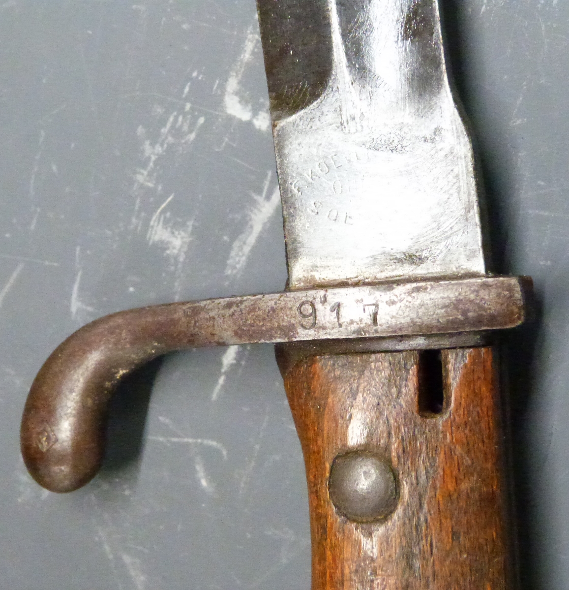 German 98/05 pattern bayonet with sawback removed, marked 917 to crossguard, 36cm blade, with - Image 6 of 6