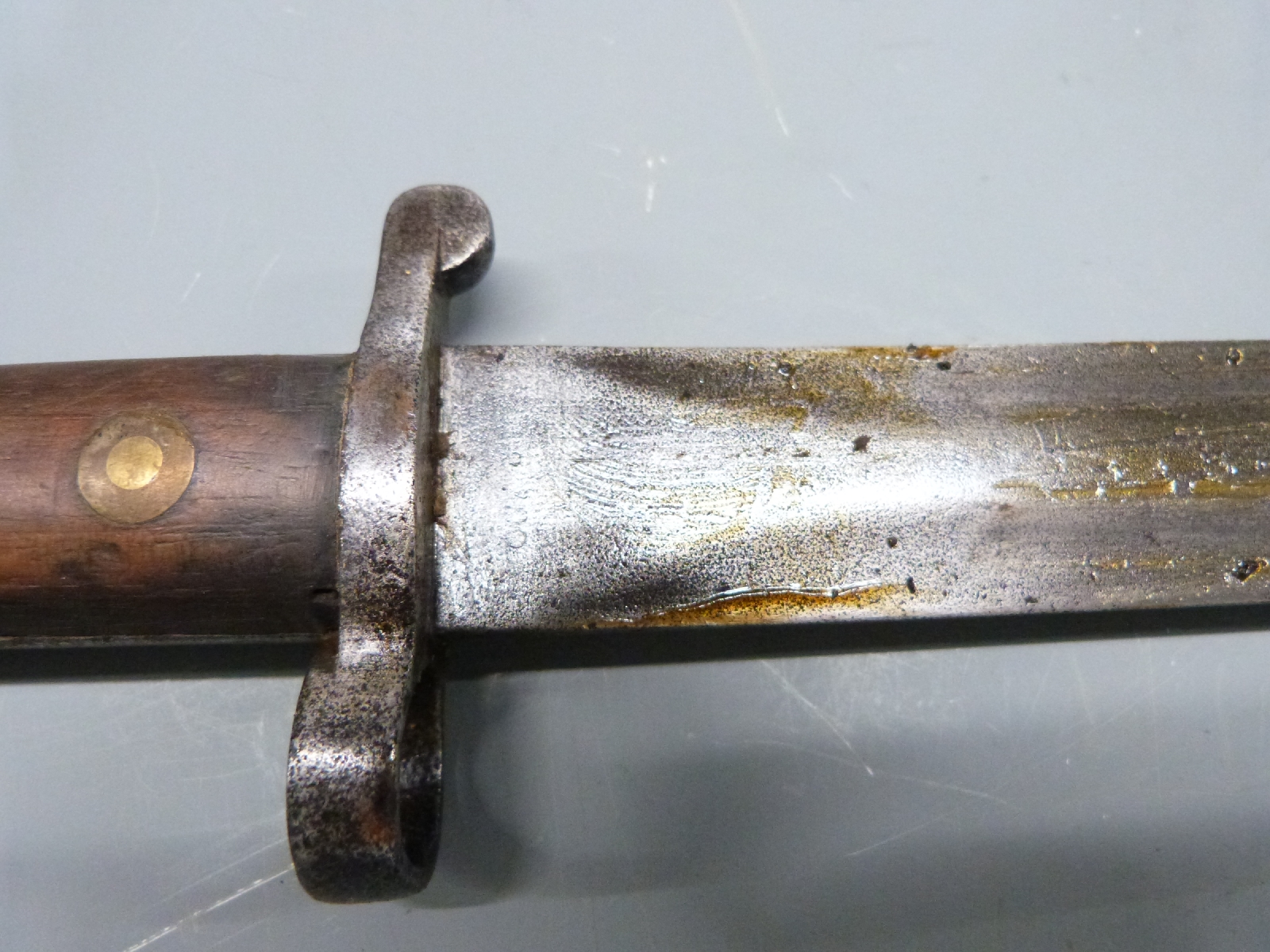 British 1888 pattern bayonet Mk 1 first type with grip plates secured by three rivets, blade - Image 6 of 7