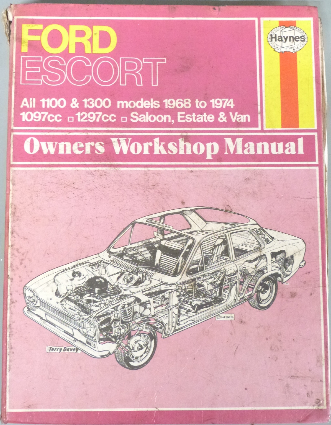 A large quantity of Haynes car manuals and other motoring related books, including VW, BMW, MG, - Image 3 of 4