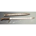 German 1898/05 pattern sawback bayonet, later type with trimmed muzzle ring and flashguard, some