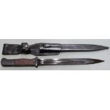 German 84/98 pattern bayonet with flashguard, Durkopp 8188 to ricasso, 25cm fullered blade, with