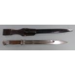 German S1914 pattern bayonet marked G (Gottscho) and S M to ricasso, with shaped wooden grips,