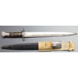 British 1888 pattern Mk1 bayonet first type, indistinct stamp to ricasso, 30cm blade, with