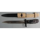 British No7 pattern bayonet, some clear stamps to ricasso with 20cm fullered bowie blade, scabbard