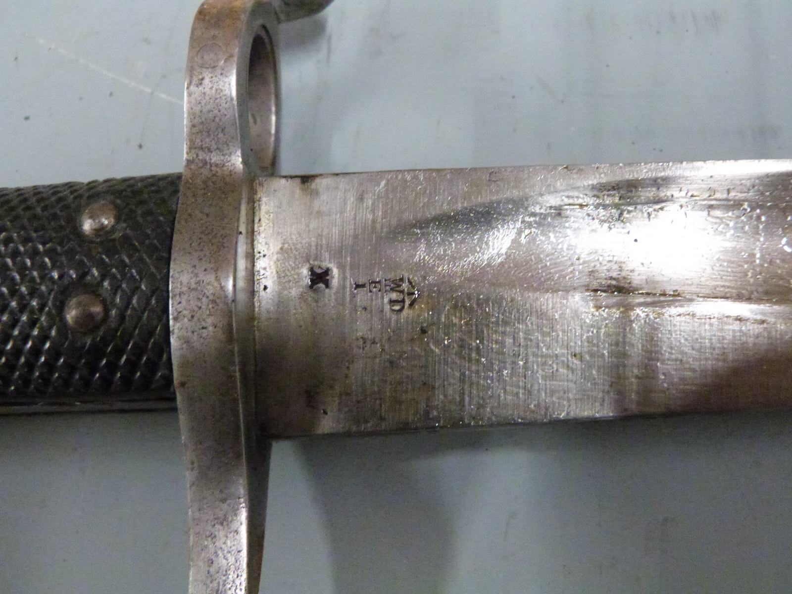 British 1856/58 pattern sword bayonet with some clear stamps, 58cm fullered yataghan blade, with - Image 5 of 8