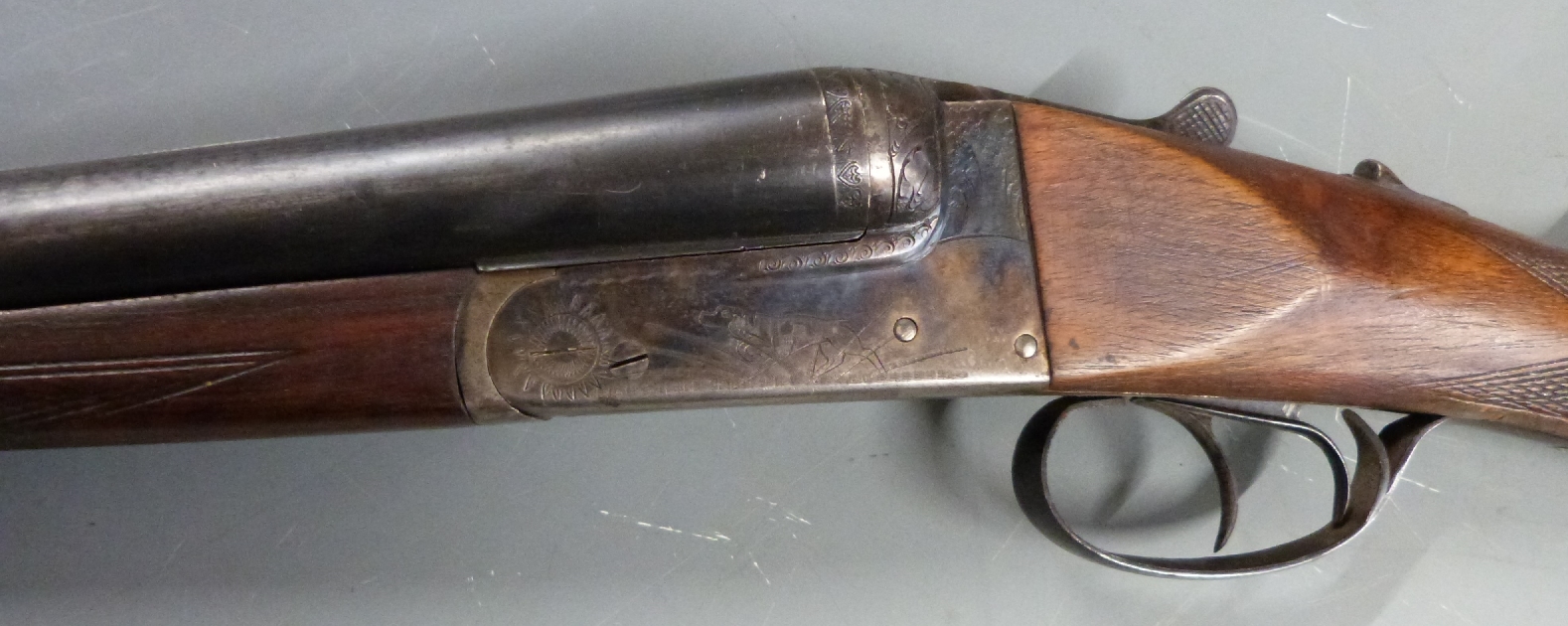 Essex 12 bore side by side shotgun with engraved locks, trigger guard underside and top plate, - Image 5 of 7