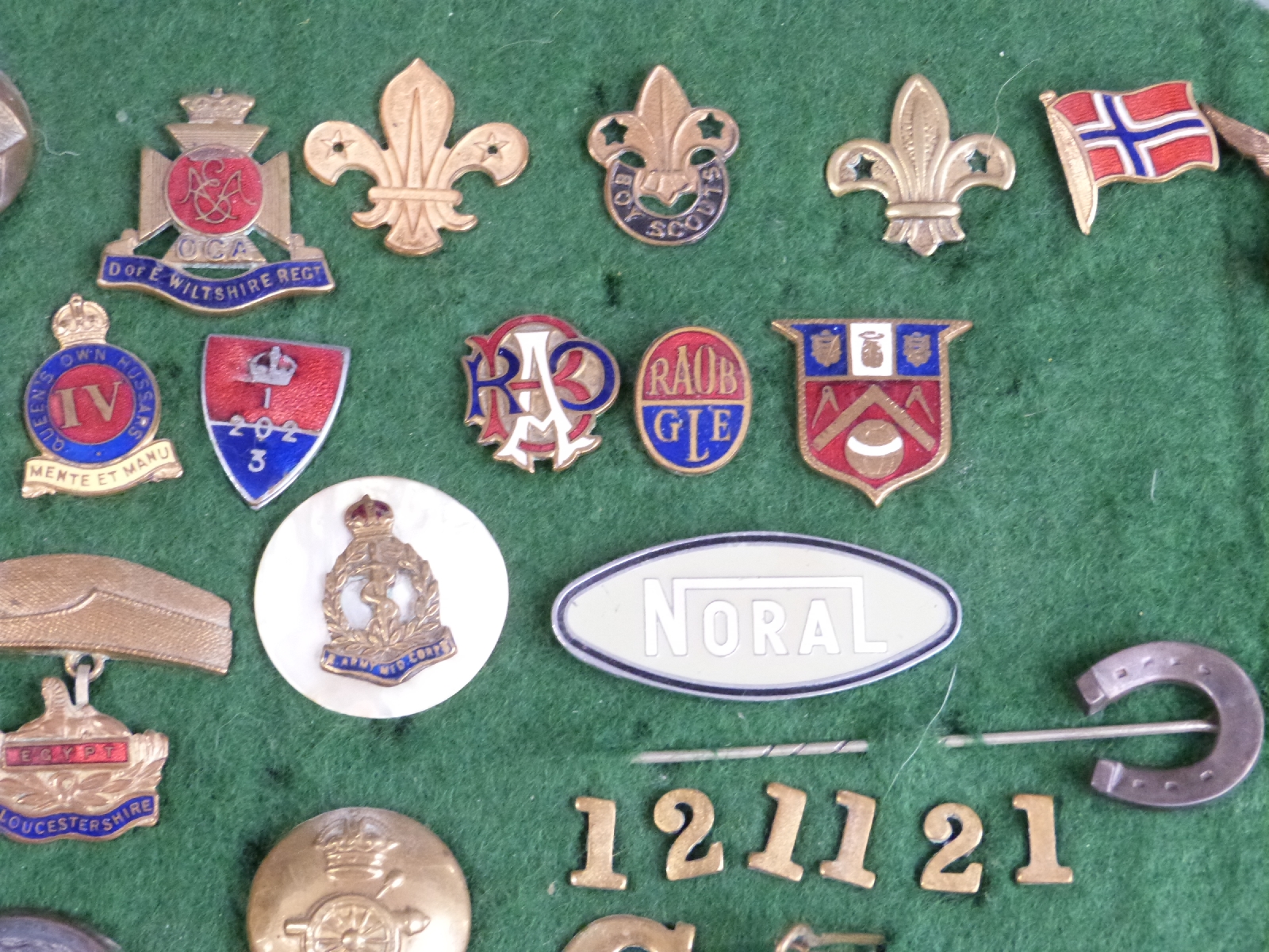 A collection of military buttons, sweetheart brooches and enamel and metal lapel badges including - Image 3 of 4