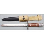 British 1907 pattern shortened bayonet stamped RAF 1 6709 to pommel, 22cm fullered blade, scabbard