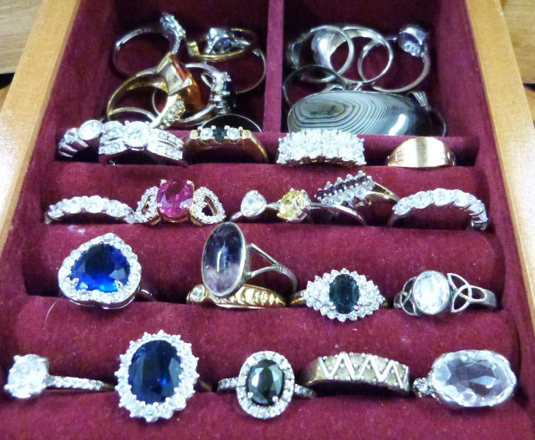 A collection of costume jewellery including a quantity of silver rings, one set with Blue John, - Image 5 of 7