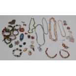 A collection of jewellery including pearls, agate, pendants etc