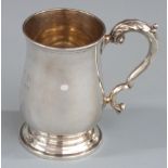 Victorian hallmarked silver baluster shaped pint tankard, London 1898 maker Edward Barnard & Sons