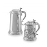 A William III Britannia standard silver covered tankard, Jno. Smithsend, London, 1699