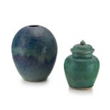 A Chinese stoneware green-glazed jar and cover, 19th/20th century