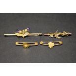 A 9ct gold bar brooch decorated swift and set split pearls, 40mm; together with a pair of 9ct gold
