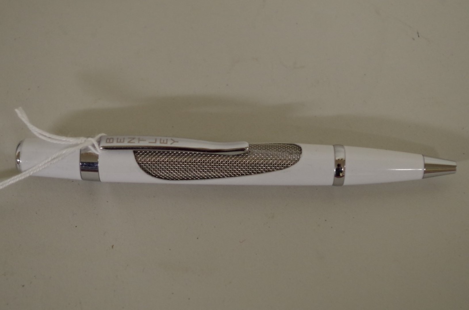 A Bentley ball point pen, in gift box. - Image 2 of 3