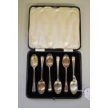 A cased set of six silver teaspoons,Â by Josiah Williams & Co,Â London 1933, 54.5g.