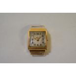 A vintage 18k ladies manual wind wristwatch,Â 2.2g.