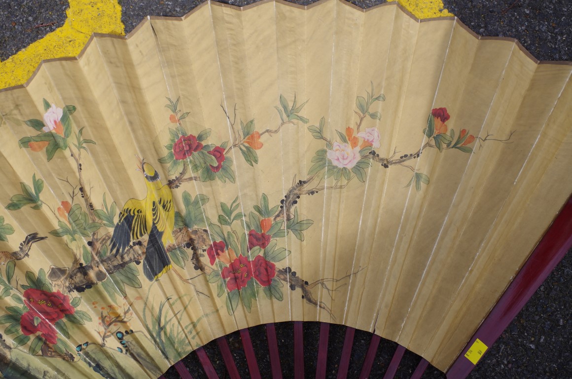 A large Chinese watercolour painted fan, decorated with birds in a landscape, signed, the guards, - Image 3 of 6