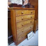 A Victorian mahogany chest of drawers, 114cm wide.