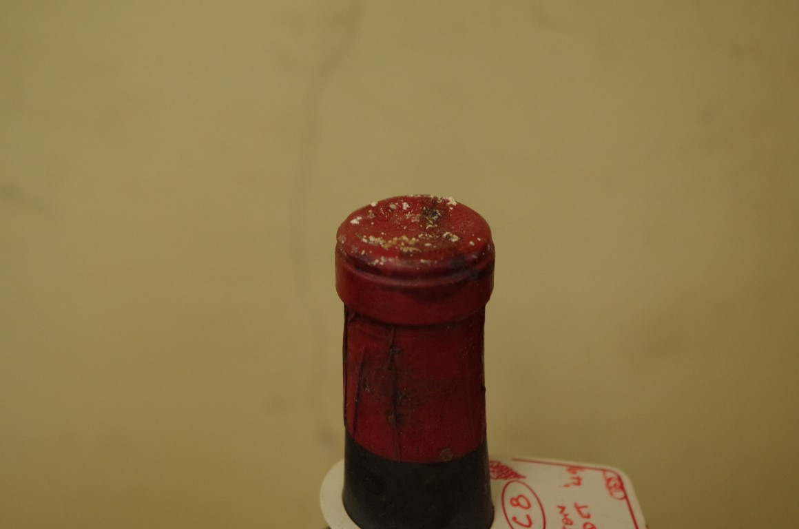 A bottle of Mouton Cadet 1949, Baron Philippe de Rothschild. - Image 3 of 3