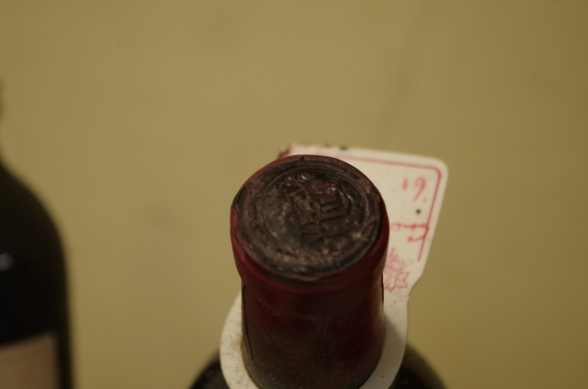 Two bottles of Clos Rene Pomerol 1961, Grants of St James. (2) - Image 4 of 4