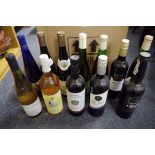 Twelve various bottles of wine, to include a Croft Triple Crown port. (12)