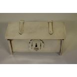 A silver novelty coffer, by K M Powell, London 1983, 9 x 4cm, 130g.