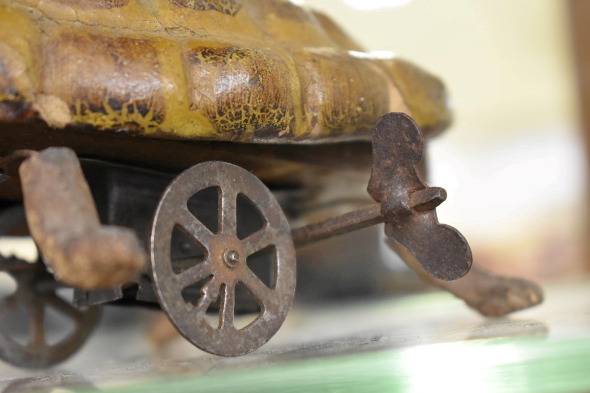 An Edwardian clockwork papier-mache turtle, 16cm nose to tail, with key. - Image 2 of 3