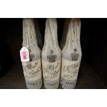 Six half bottles of Tres Cortados sherry, Antonio de la Riva, 1940s bottling. (6)