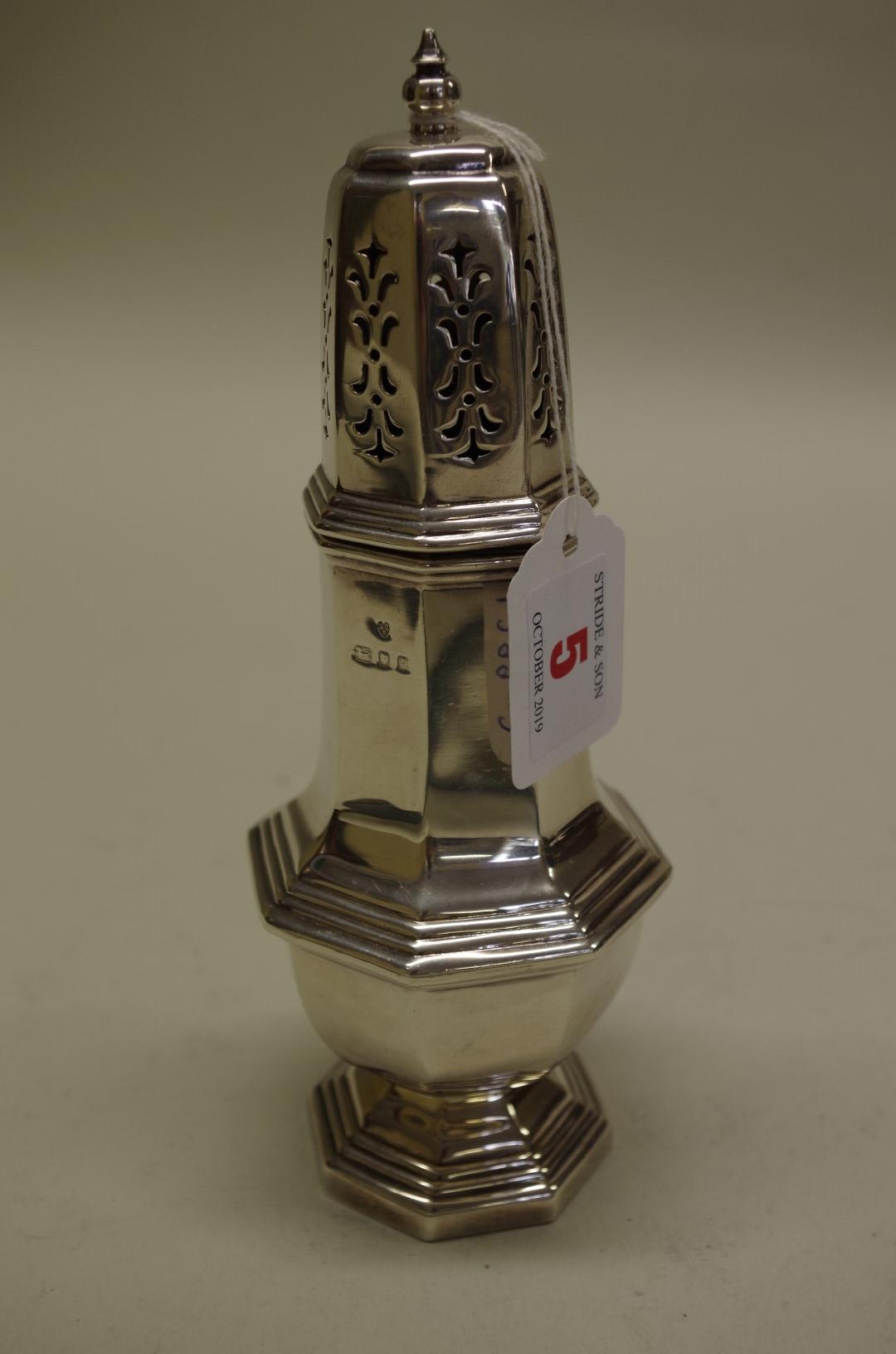 A silver baluster sugar castor, by D J Silver repairs, London 1970, 21cm high, 214g.