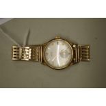 A vintage Vertex Review 9ct gold manual wind wristwatch, 33mm, with 9ct metal core bracelet, box.