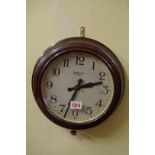 A vintage Smiths Bakelite wall clock, 28.5cm diameter.