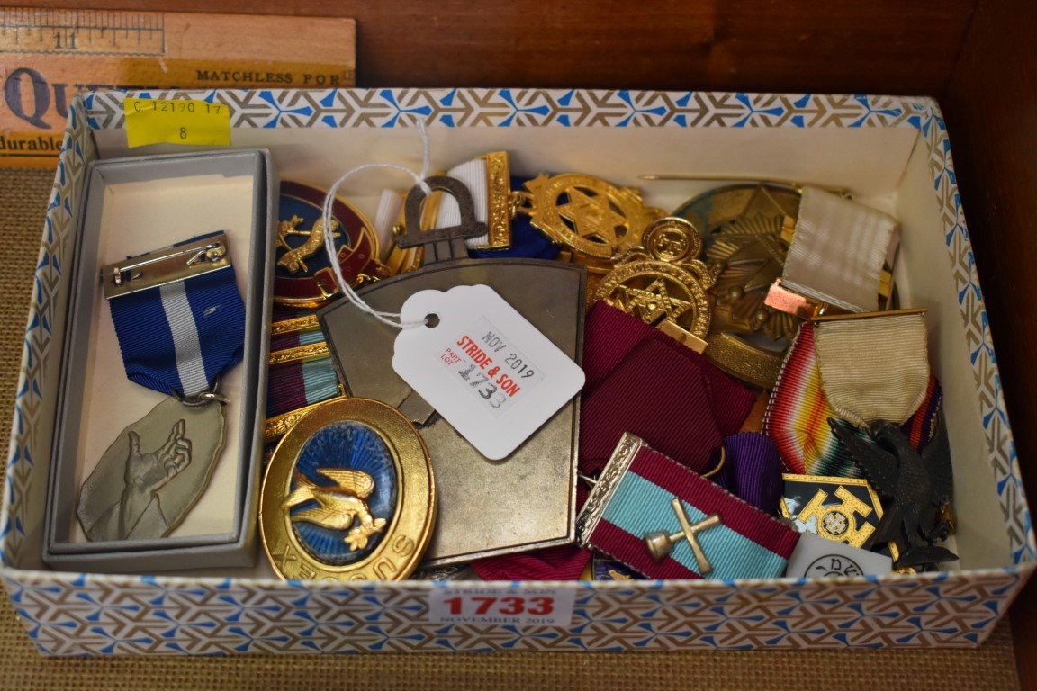 A collection of Masonic medals and related.