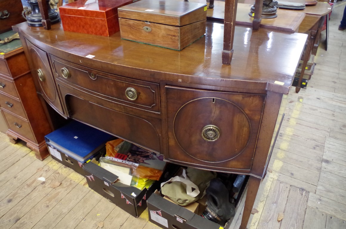 A 19th century mahogany bowfront sideboard, 138.5cm wide.