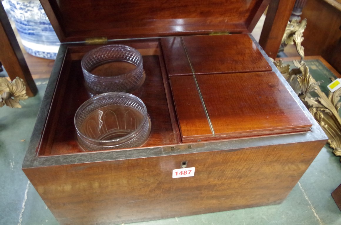 An unusual and large 19th century fiddleback mahogany tea caddy, 41cm wide. - Image 2 of 2