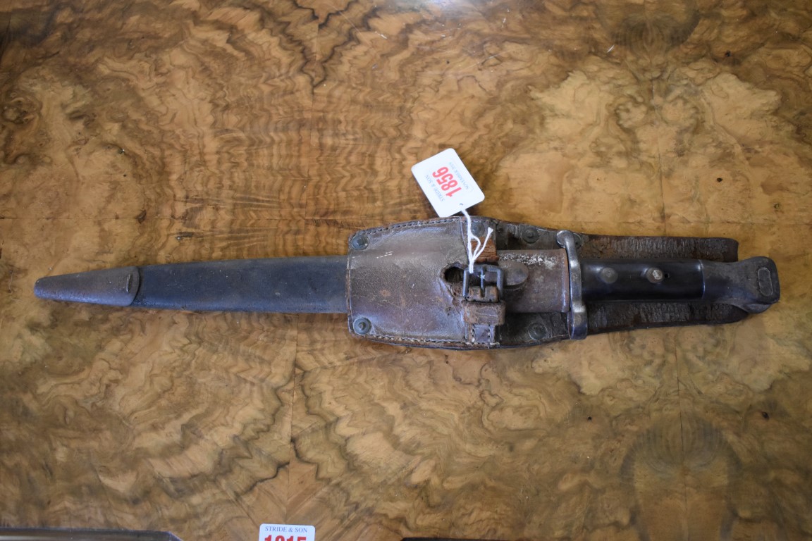 A British M1888 MkI type 2 Lee Metford bayonet and scabbard.