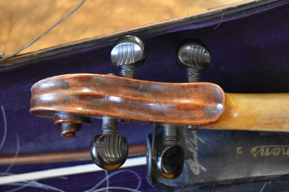 An antique Continental violin, with 14in single piece back, with bow, in Hawkes & Son case. - Image 8 of 14