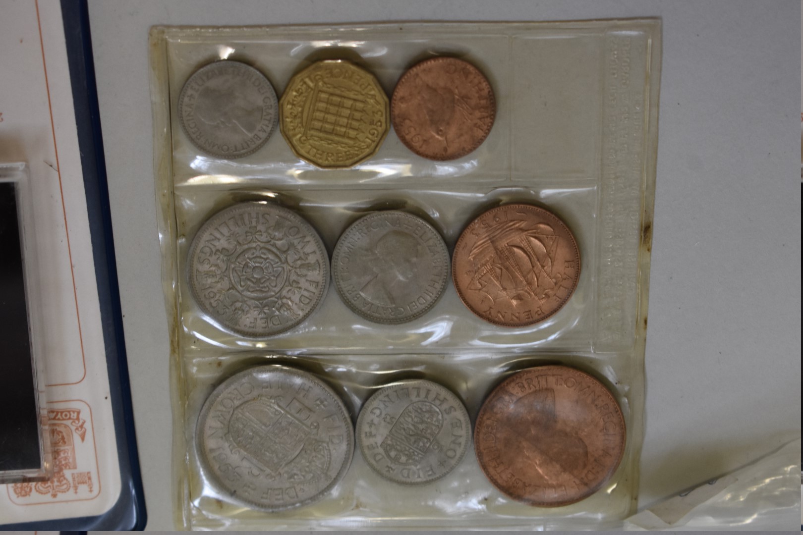 Coins: a mixed quantity of mostly UK examples. - Image 2 of 3