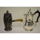 A silver coffee pot, by Wilson & Gill, Birmingham 1922, 17cm high, 258g all in; together with a