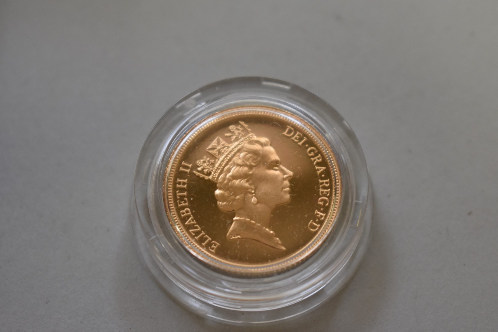 An Elizabeth II 1986 gold proof sovereign, boxed. - Image 3 of 3