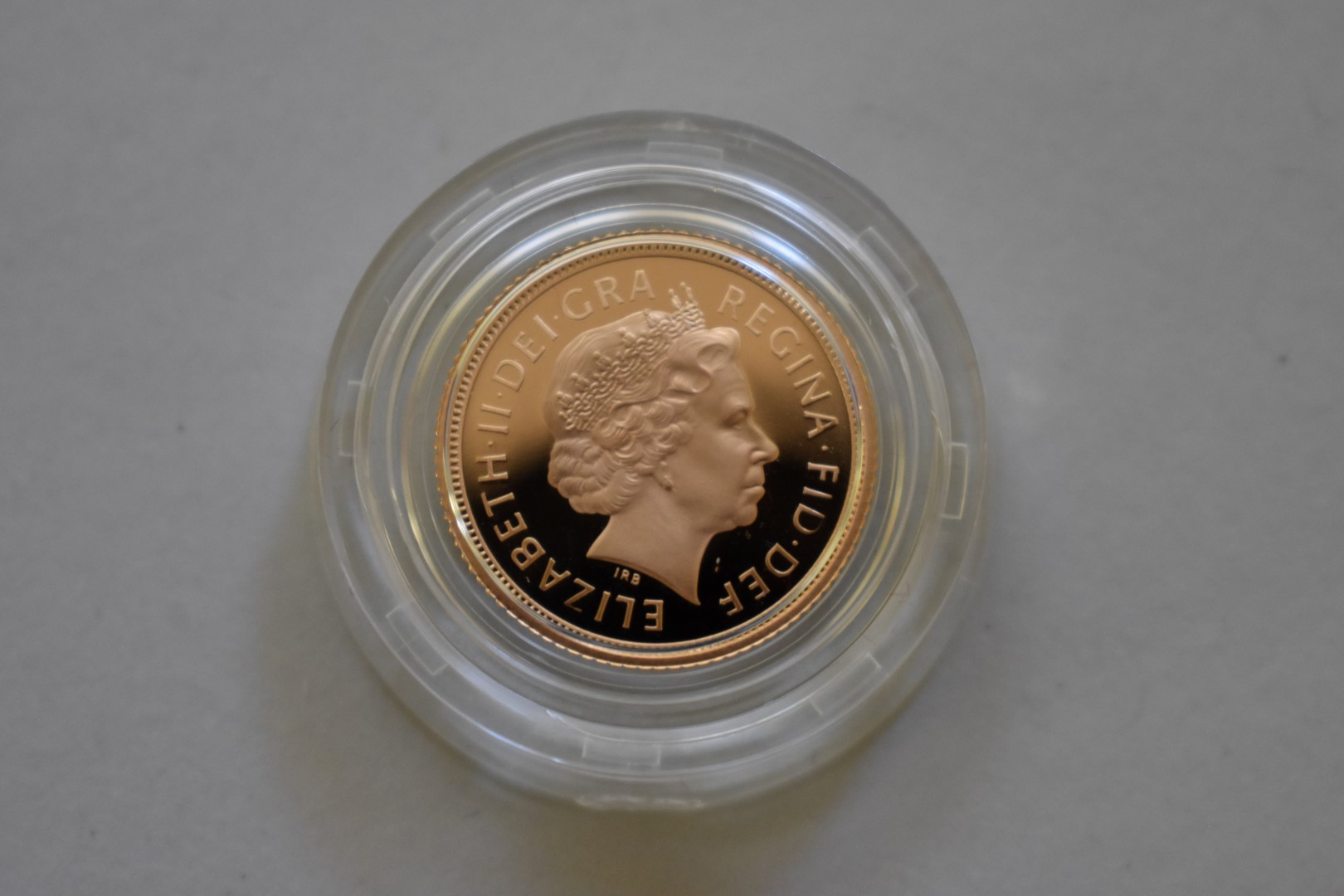 An Elizabeth II 2005 gold proof half sovereign, boxed. - Image 3 of 3