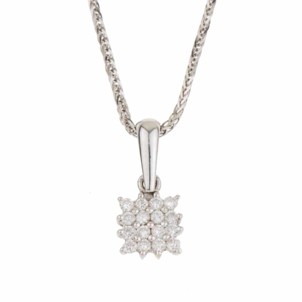 DIAMOND PENDANTWhite gold with sixteen brilliant cut diamonds.Total weight approx. 0.16ct. White