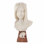 EUROPEAN SCHOOL, EARLY C20th "BUST OF YOUNG GIRL"Marble. Base in pink marble. Minor defect. 49 x