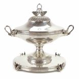 SPANISH SILVER CENTREPIECE, MID C20th.Hallmarked. Lid slightly dented. 1.659 kg. Total height 31