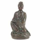 SEATED GUANYIN, CHINA, C19th-C20th.Bronze. 27 x 15 x 8 cm.- - -18.00 % buyer's premium on the hammer