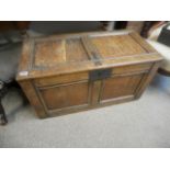 Oak blanket box